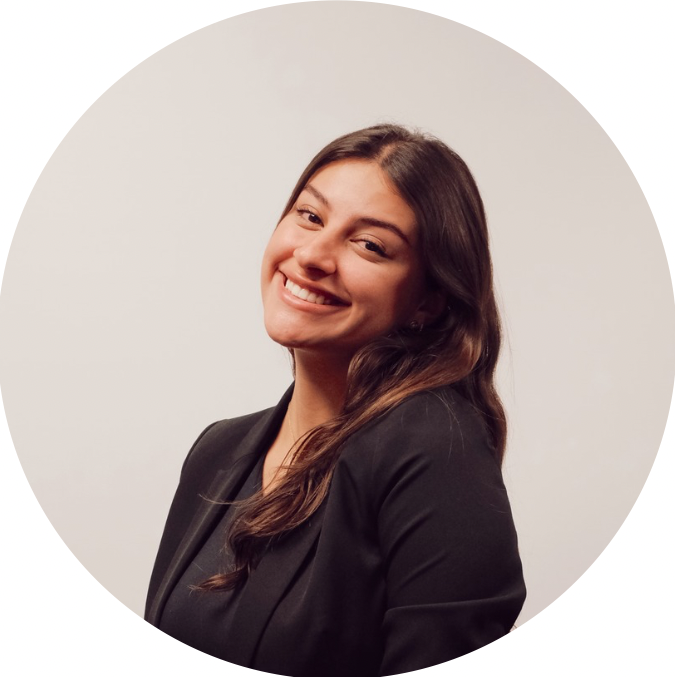 Isabel Barrientos Headshot